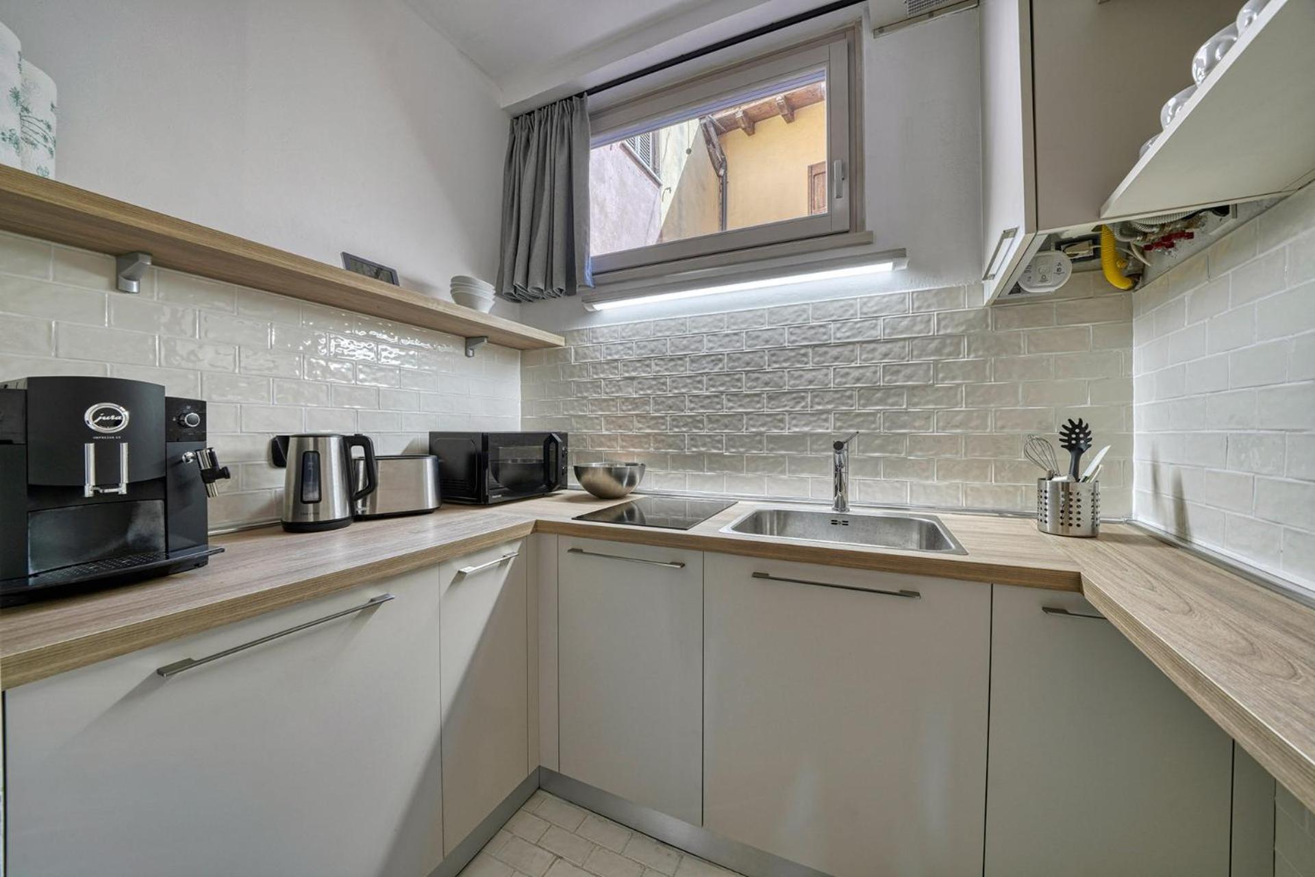 City Central Apartment Romantic Lakefront Balcony - Malcesine - Porto Vecchio 11 Exterior foto
